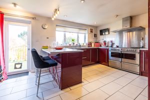 Kitchen- click for photo gallery